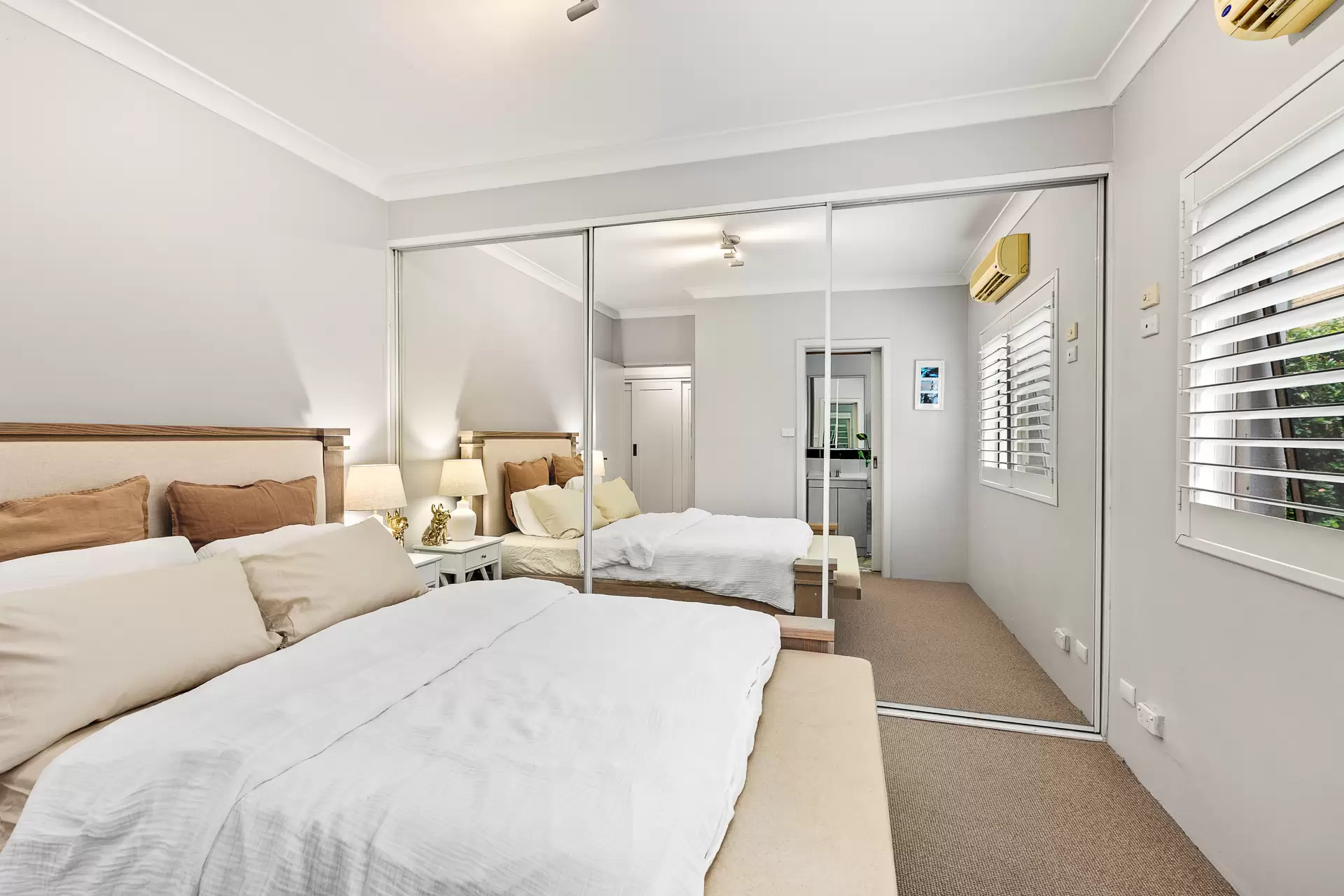 3/9 Linsley Street, Gladesville Sold by Cassidy Real Estate - image 1