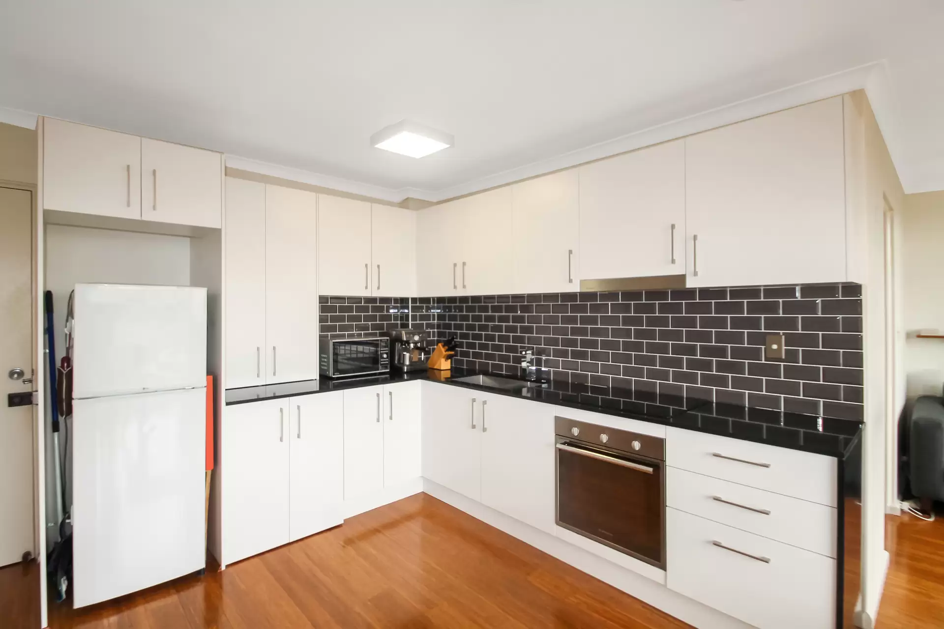 12/10 Coulter Street, Gladesville Leased by Cassidy Real Estate - image 1