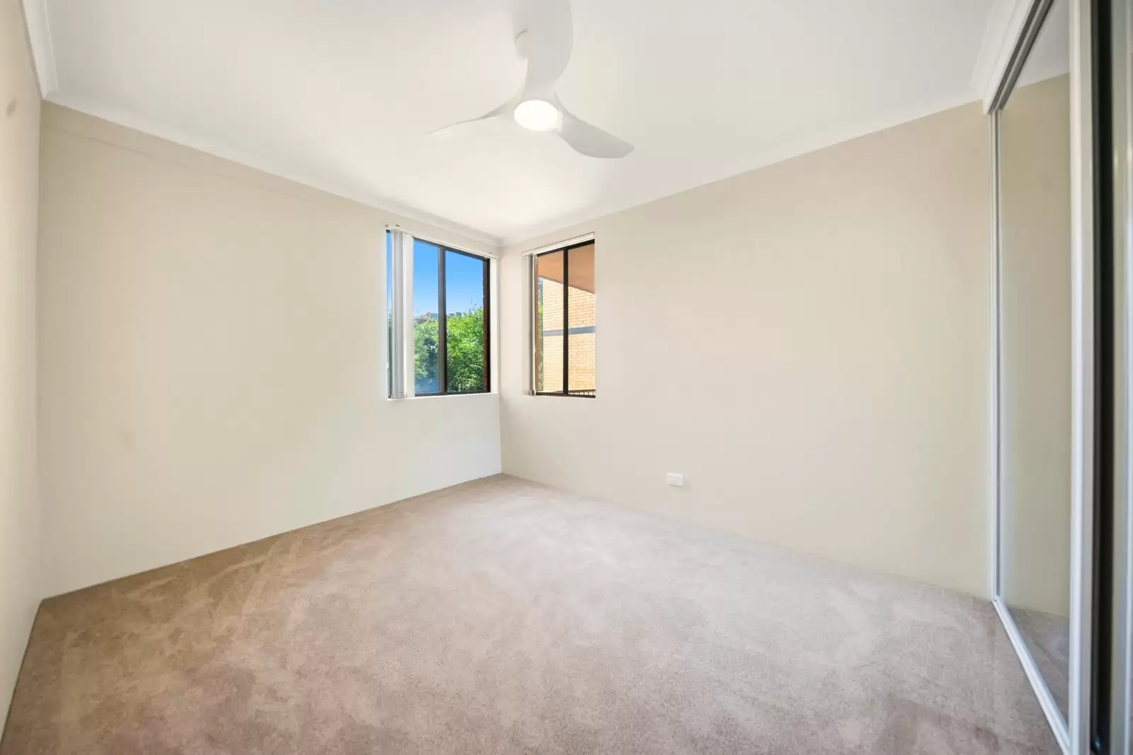 15/758-768 Bourke Street, Redfern Leased by Cassidy Real Estate - image 1