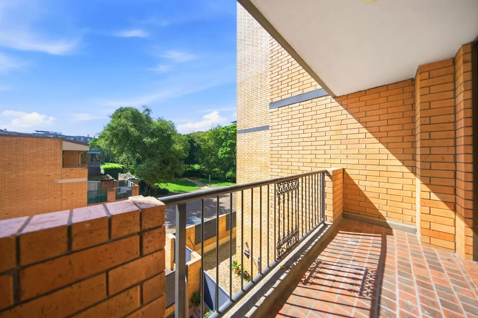 15/758-768 Bourke Street, Redfern Leased by Cassidy Real Estate - image 1
