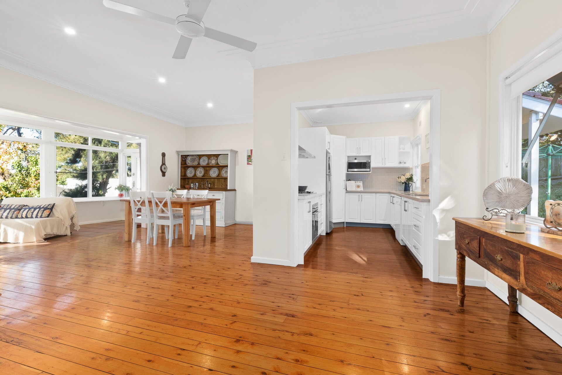 3 Bass Street, Putney Sold by Cassidy Real Estate - image 1