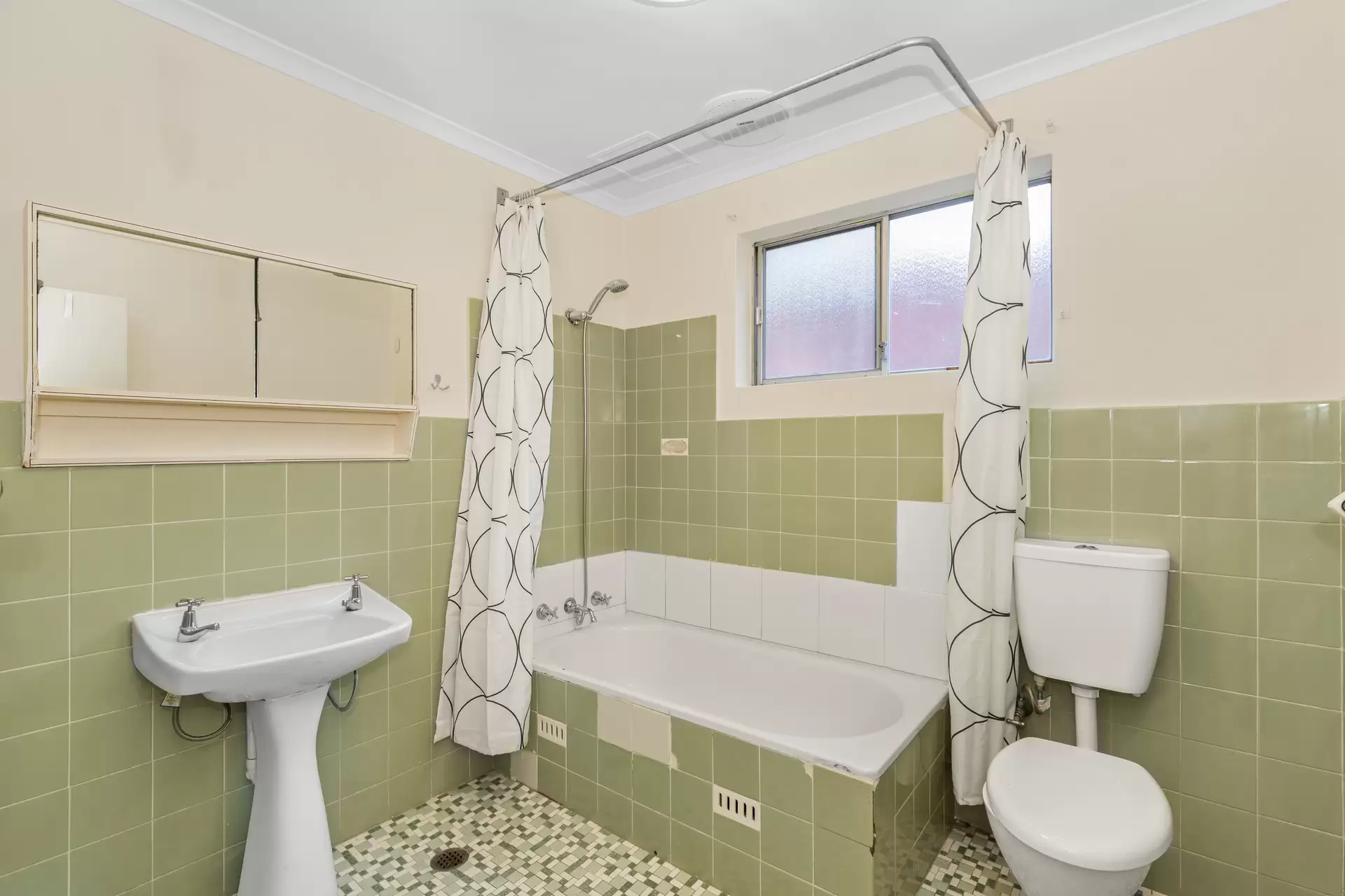 2/44-46 Pittwater Road, Gladesville Leased by Cassidy Real Estate - image 1
