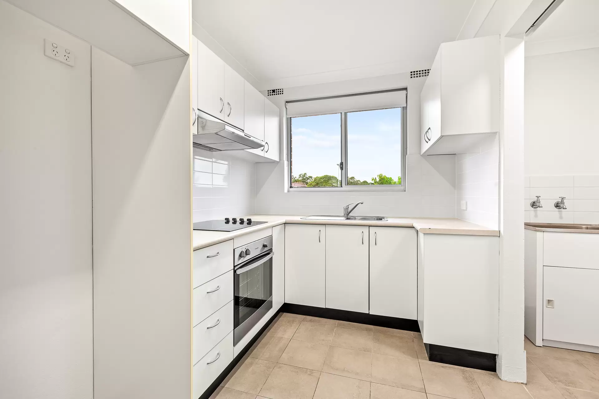 7/818 Victoria Road, Ryde Sold by Cassidy Real Estate - image 1