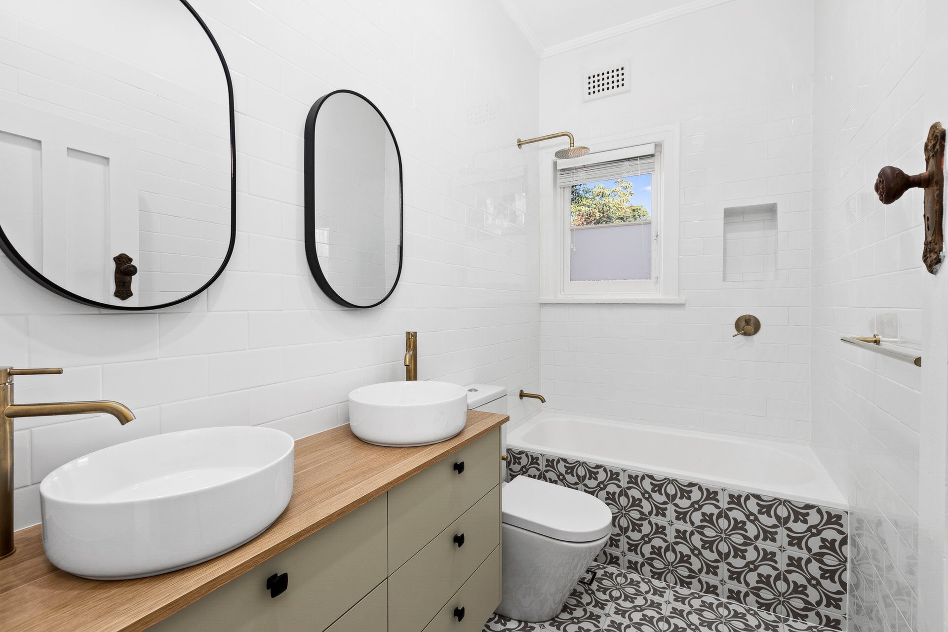 57 Argyle Avenue, Ryde Sold by Cassidy Real Estate - image 1