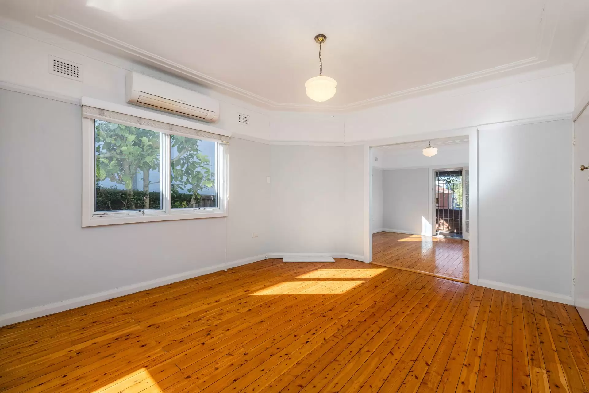 5 Stanley Street, Putney Leased by Cassidy Real Estate - image 1