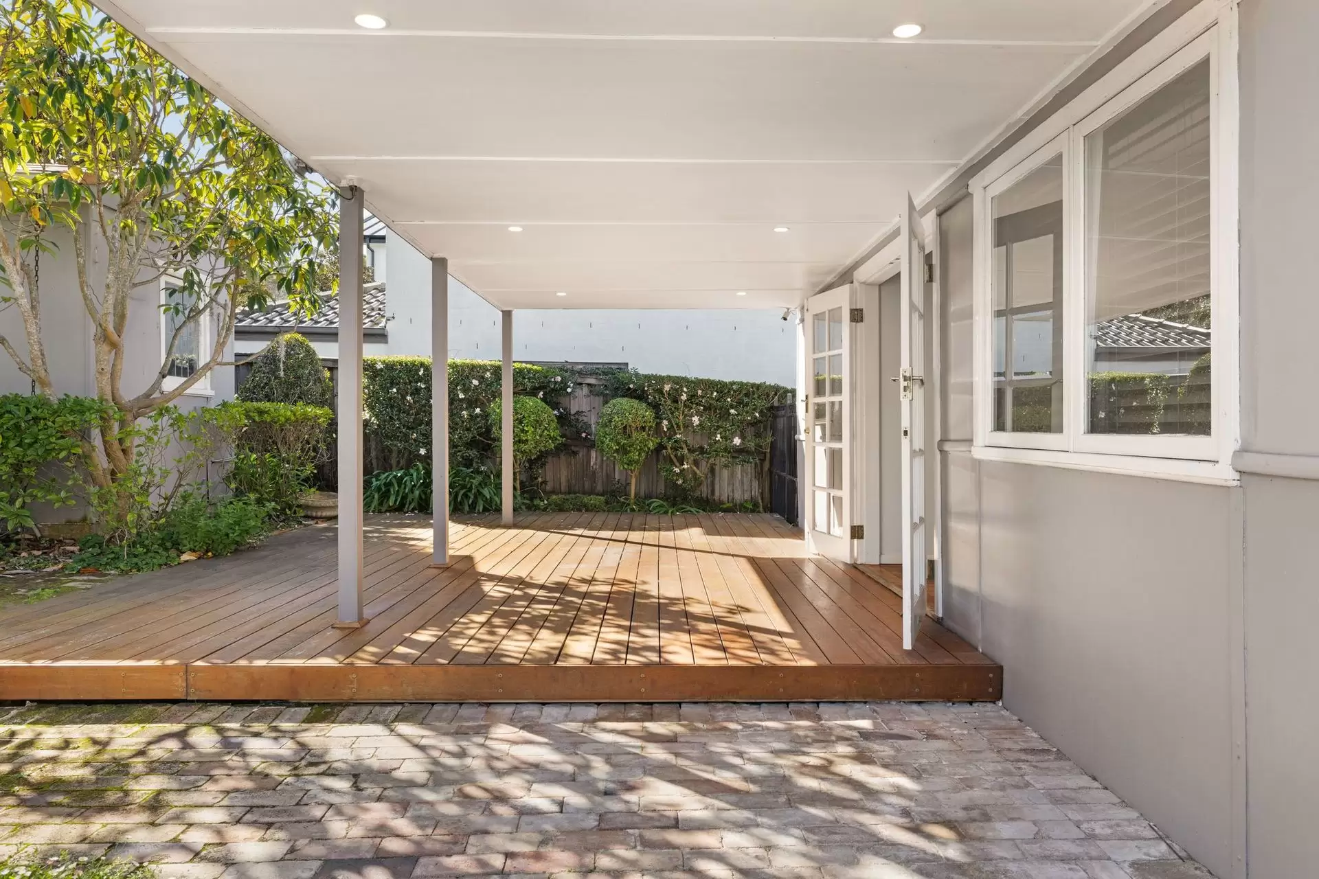 5 Stanley Street, Putney Leased by Cassidy Real Estate - image 1