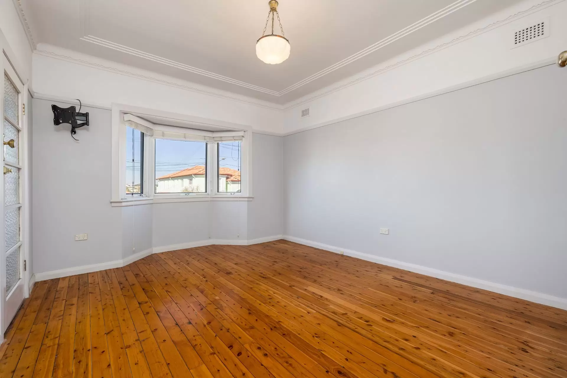 5 Stanley Street, Putney Leased by Cassidy Real Estate - image 1