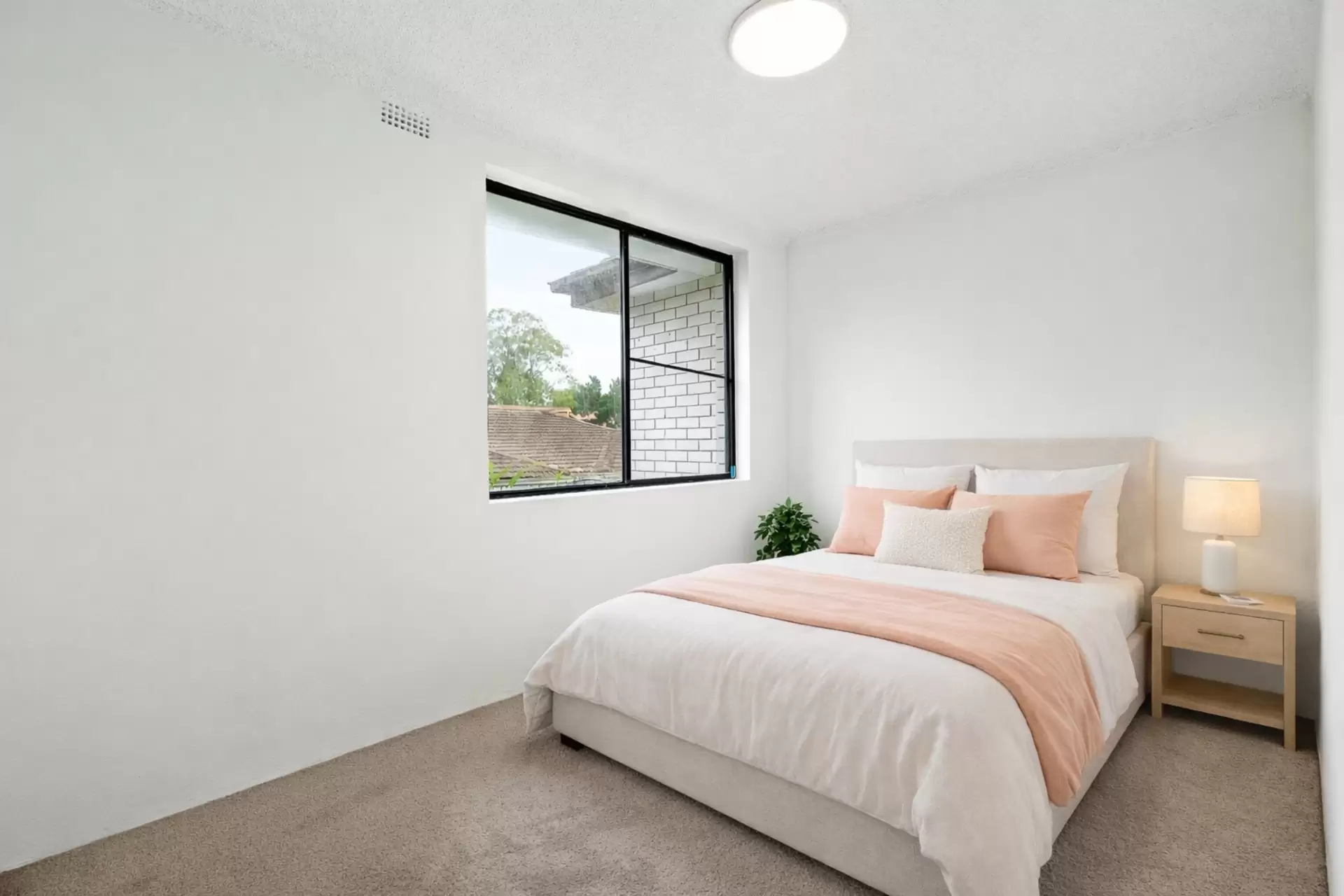 6/18-18A Meadow Crescent, Meadowbank Sold by Cassidy Real Estate - image 1
