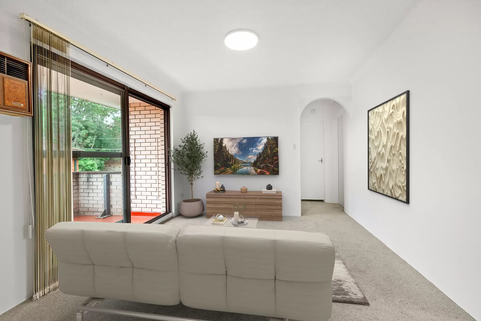 6/18-18A Meadow Crescent, Meadowbank Sold by Cassidy Real Estate - image 1