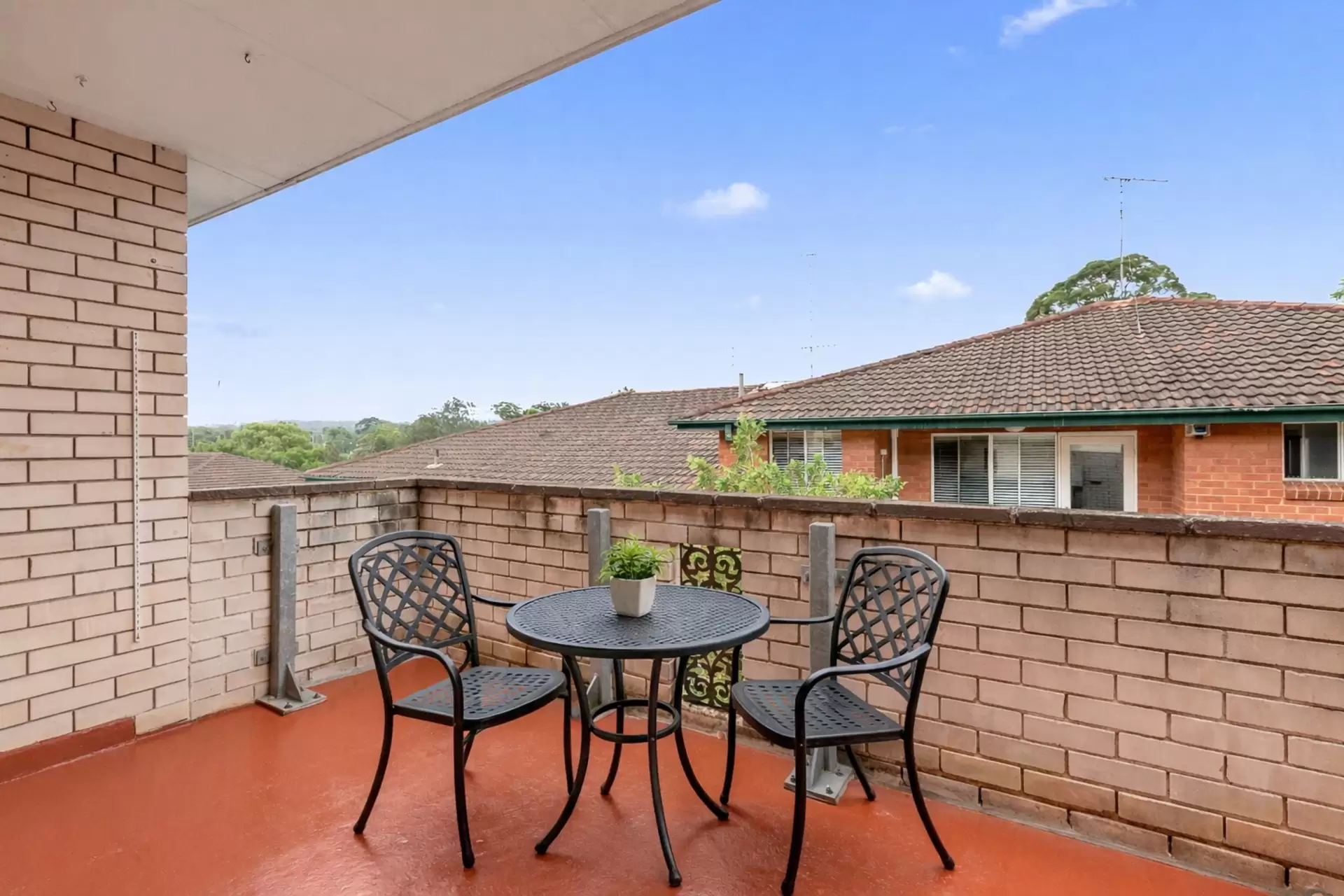 6/18-18A Meadow Crescent, Meadowbank Sold by Cassidy Real Estate - image 1