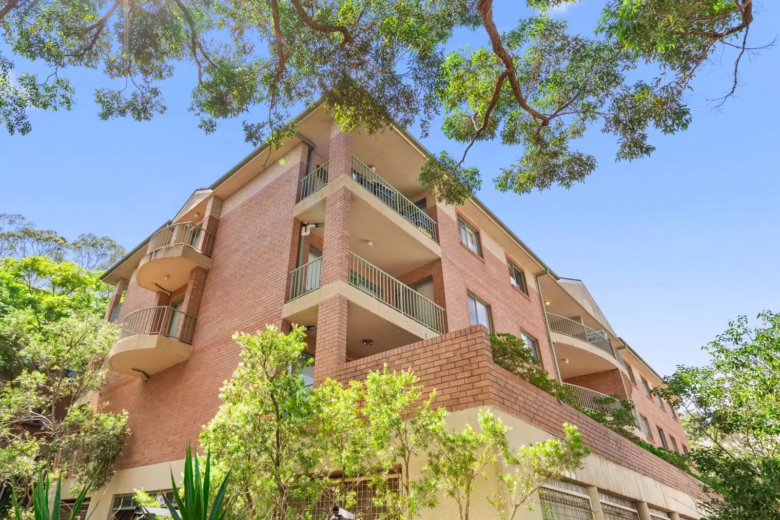 28/292-298 Burns Bay Road, Lane Cove Sold by Cassidy Real Estate - image 1