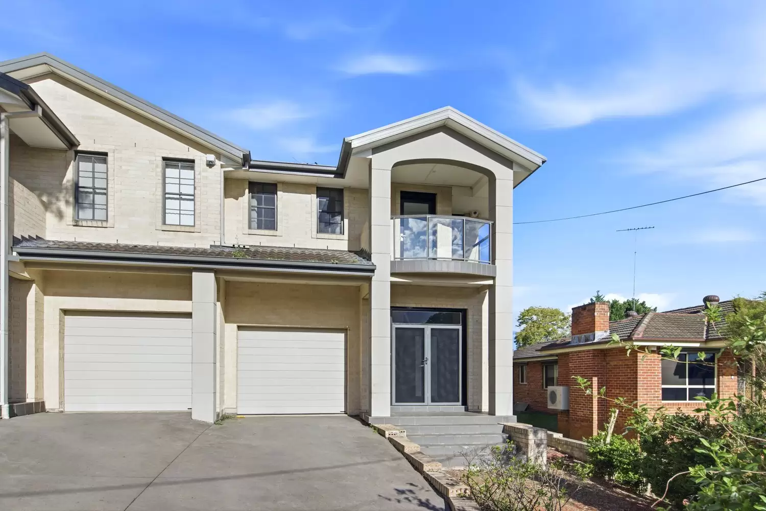 34 Simpson Street, Dundas Valley Leased by Cassidy Real Estate - image 1