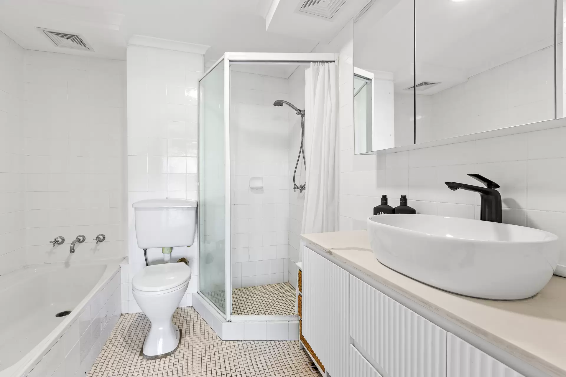 85/300A Burns Bay Road, Lane Cove For Sale by Cassidy Real Estate - image 1