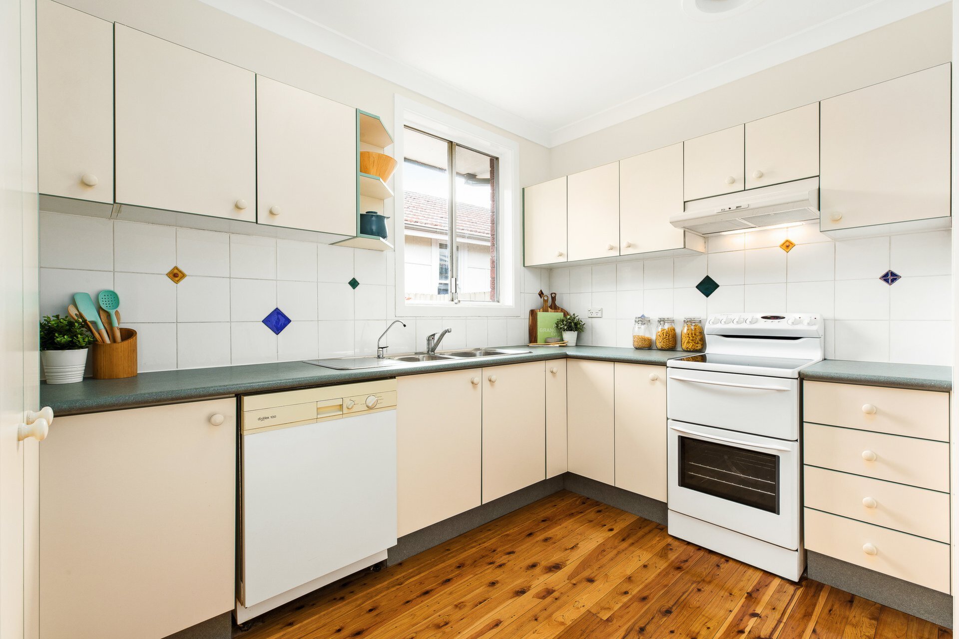 3/33 Pennant Avenue, Denistone Sold by Cassidy Real Estate - image 1
