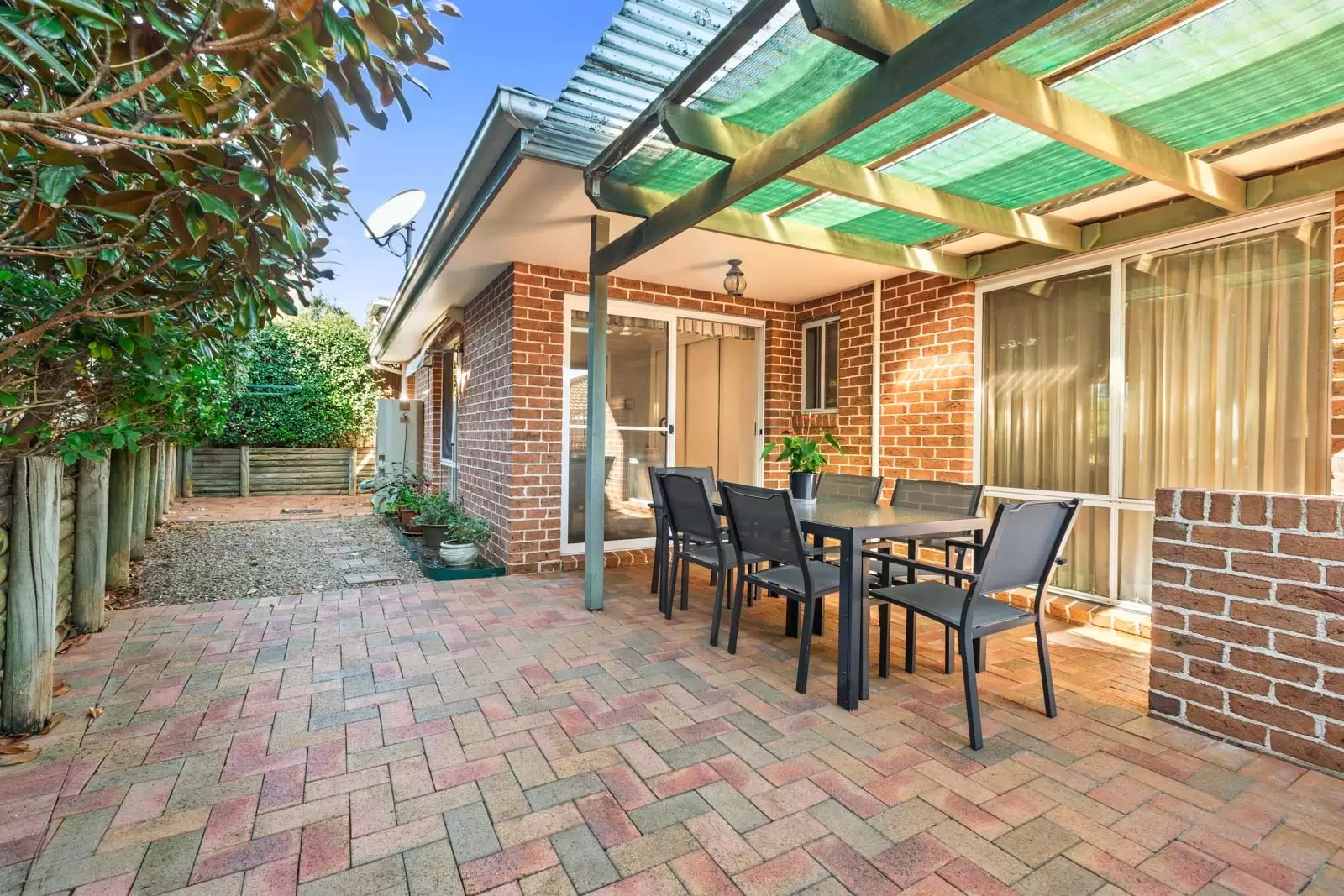 2/23-25 Smalls Road, Ryde Sold by Cassidy Real Estate - image 1
