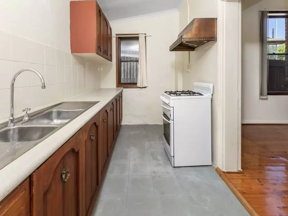 5 Parkes Street, Ryde Leased by Cassidy Real Estate - image 1