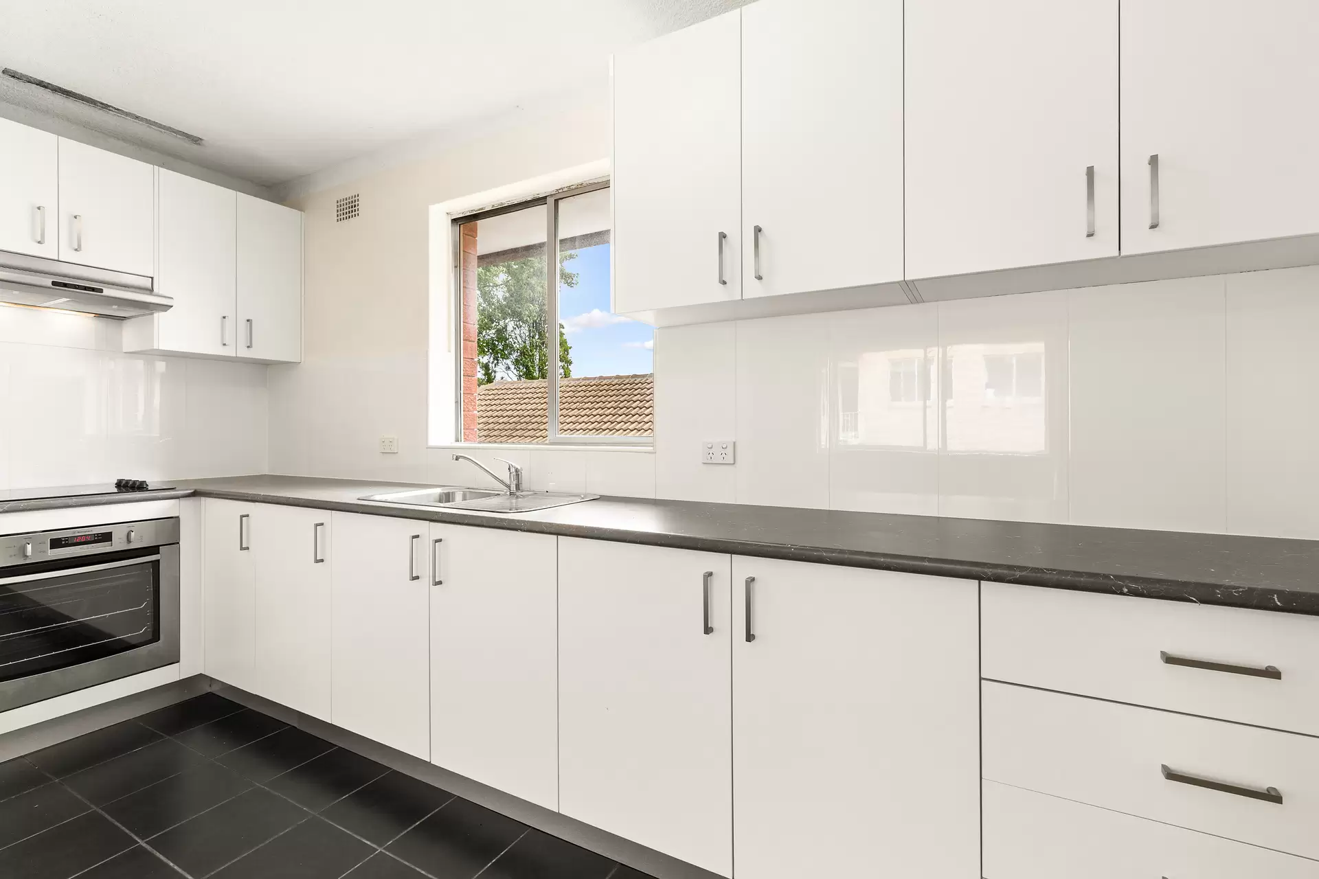 6/25 Pearson Street, Gladesville Leased by Cassidy Real Estate - image 1