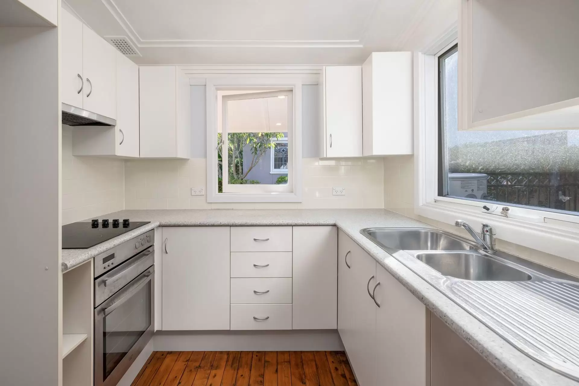 5 Stanley Street, Putney Leased by Cassidy Real Estate - image 1