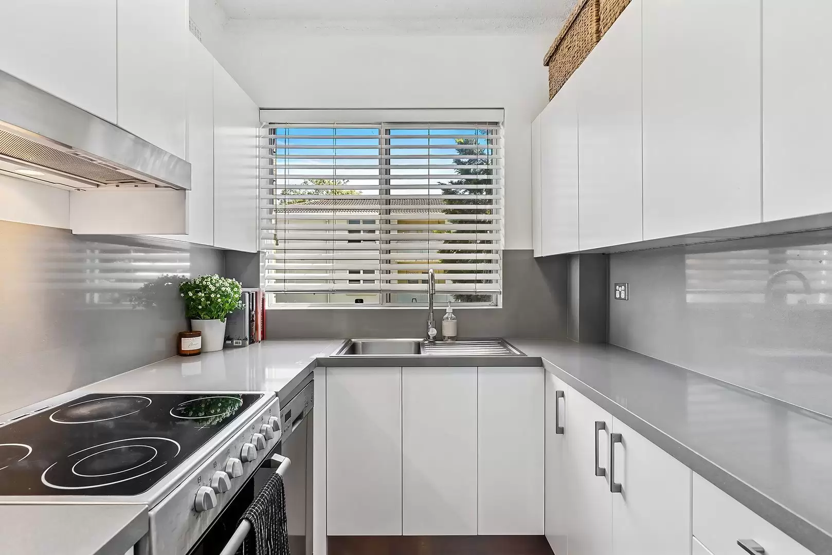 6/6-8 Ross Street, Gladesville For Lease by Cassidy Real Estate - image 1