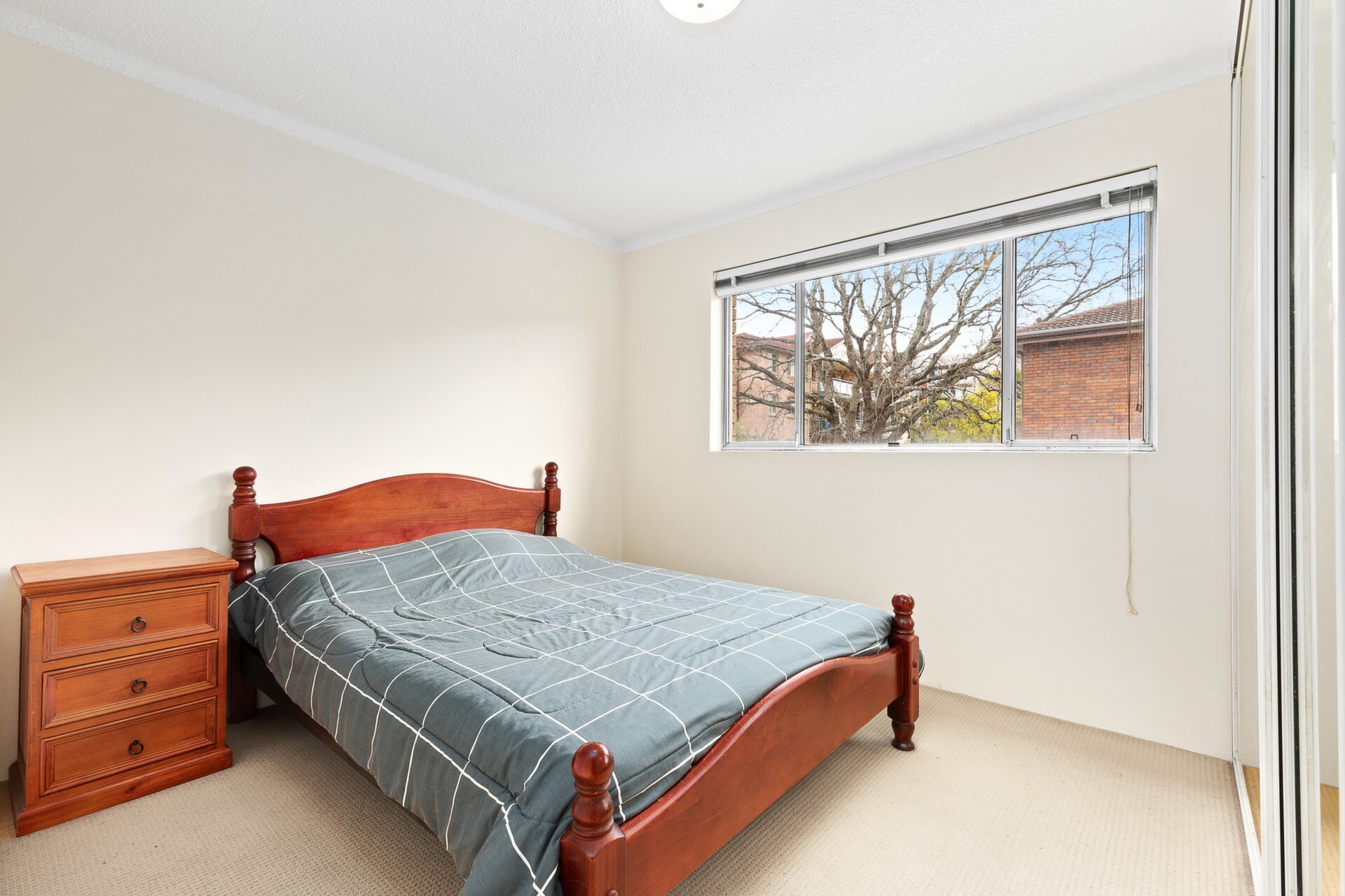 6/10 Harvard Street, Gladesville Sold by Cassidy Real Estate - image 1