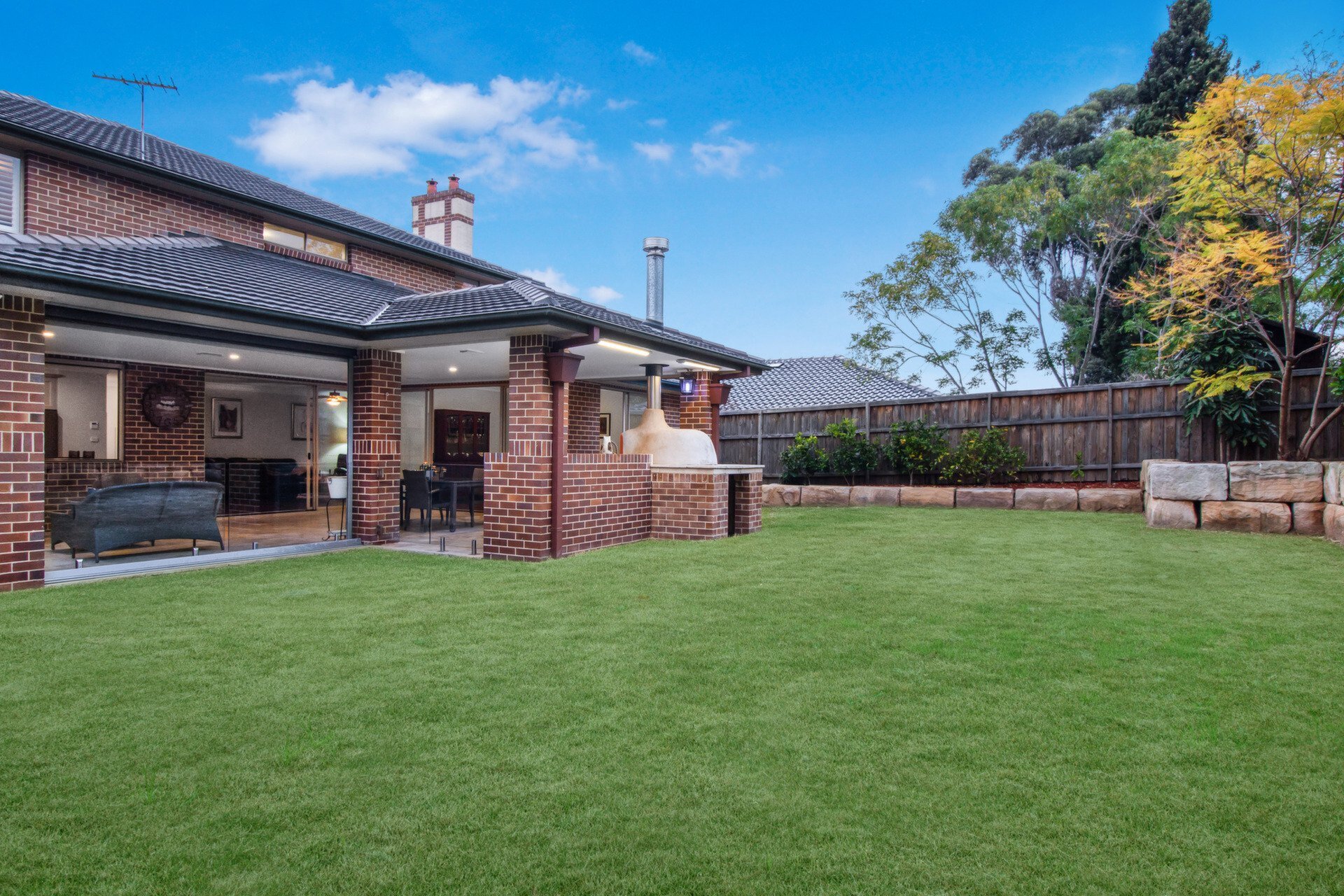 3 Douglas Street, Putney Sold by Cassidy Real Estate - image 1