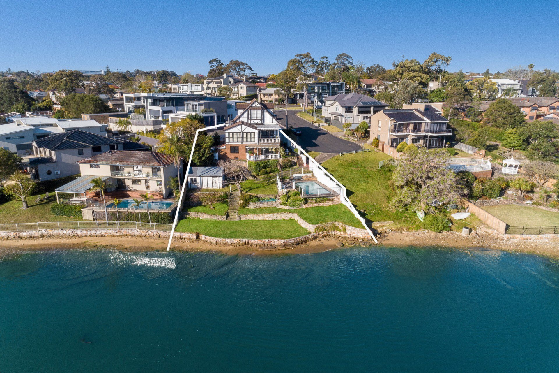 55 Bayview Street, Tennyson Point Sold by Cassidy Real Estate - image 1