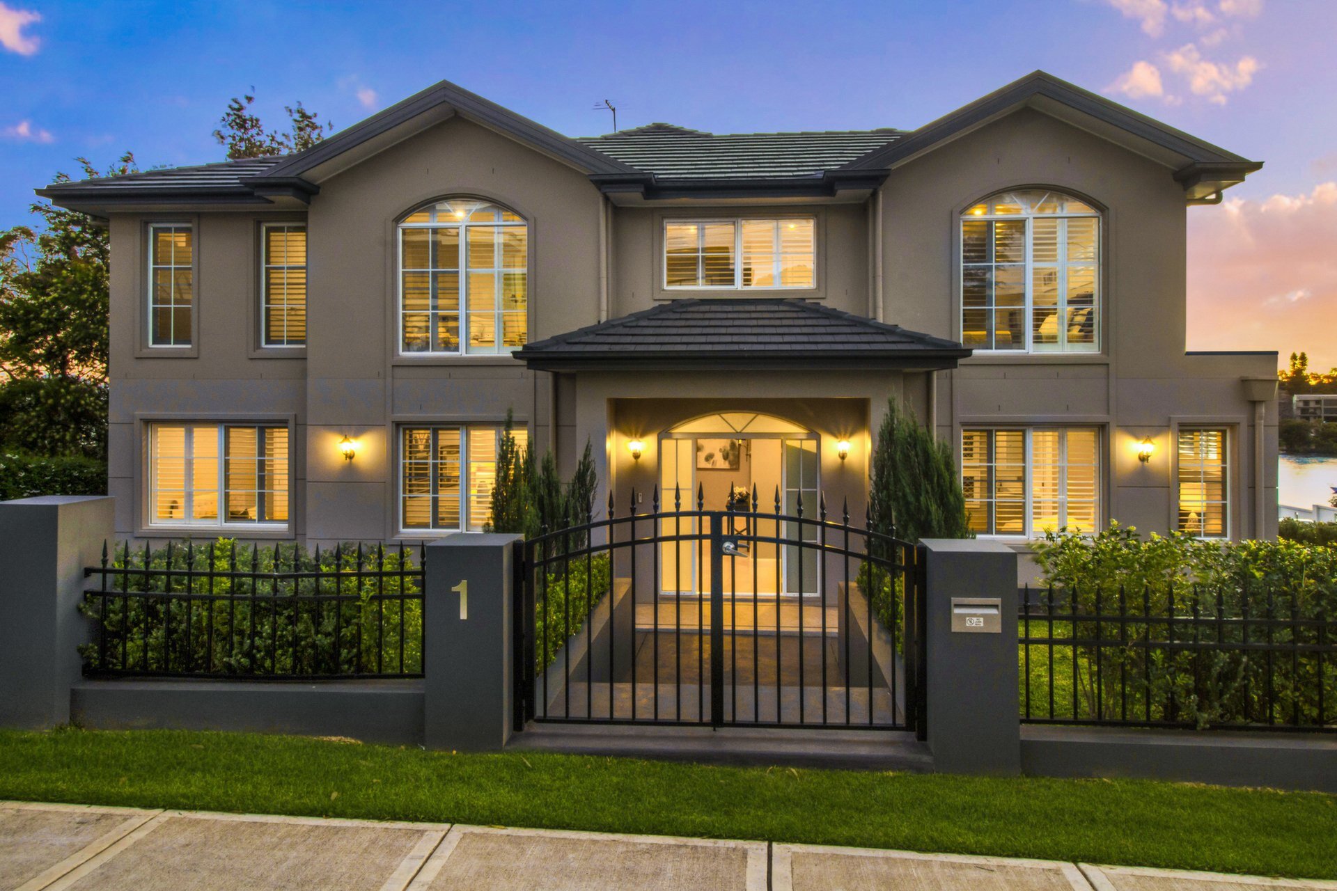 1 Beach Street, Tennyson Point Sold by Cassidy Real Estate - image 1