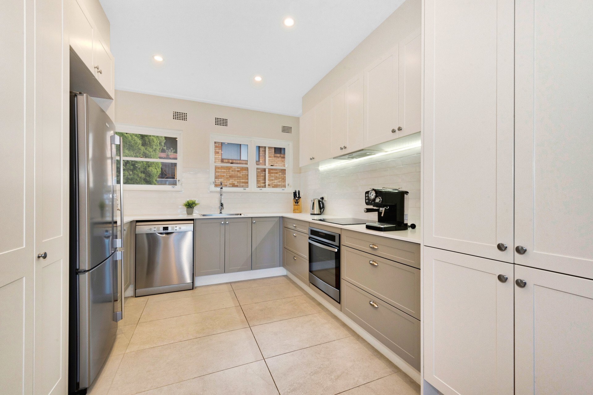 9/10 Pittwater Road, Gladesville Sold by Cassidy Real Estate - image 1
