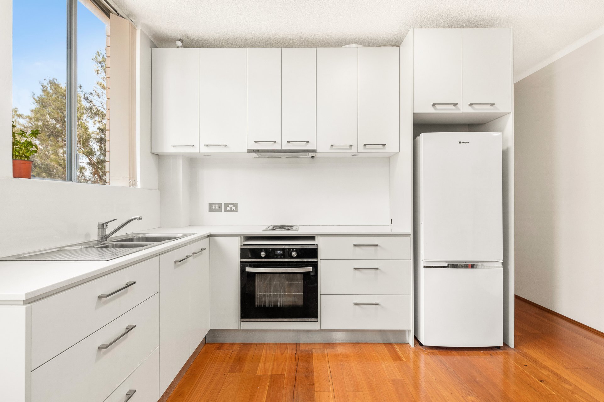 14/50 Meadow Crescent, Meadowbank Sold by Cassidy Real Estate - image 1