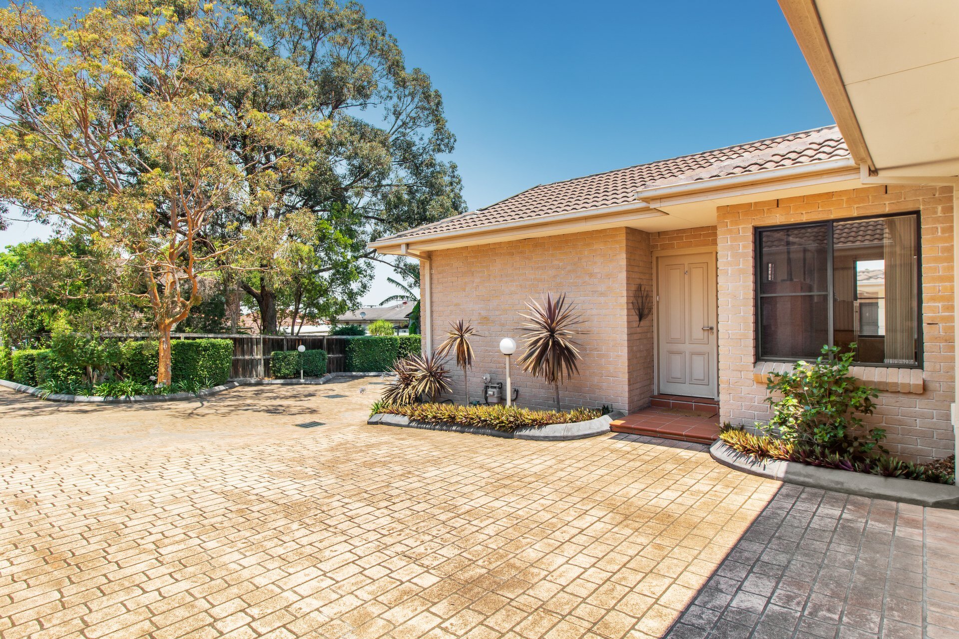 4/9 Mitchell Street, Putney Sold by Cassidy Real Estate - image 1