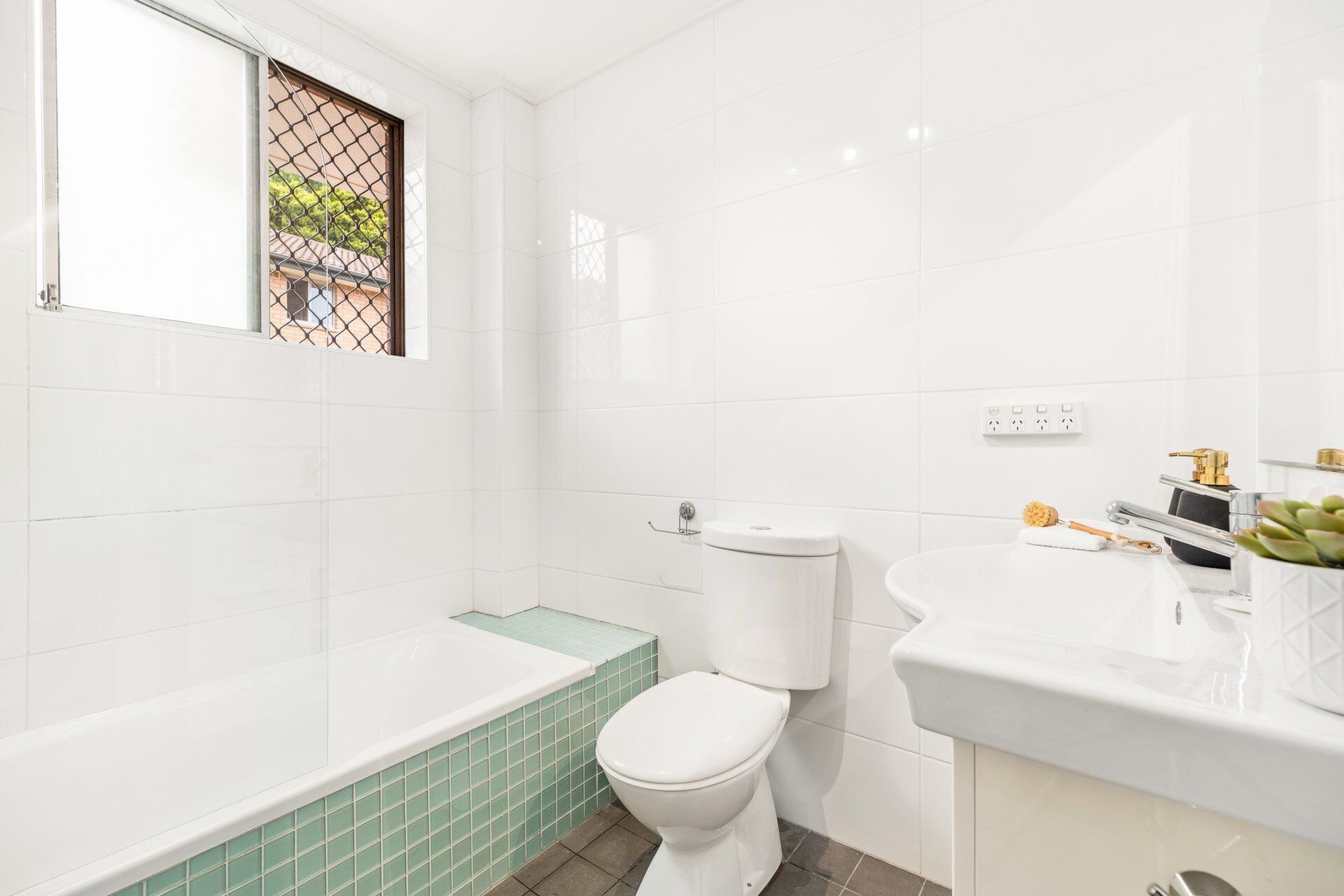 9/21 Wharf Road, Gladesville Sold by Cassidy Real Estate - image 1