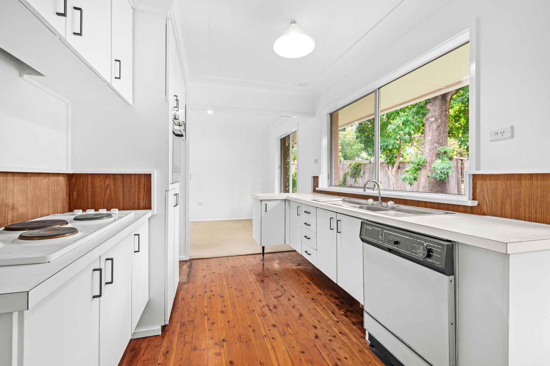 80 Frances Road, Putney Sold by Cassidy Real Estate - image 1