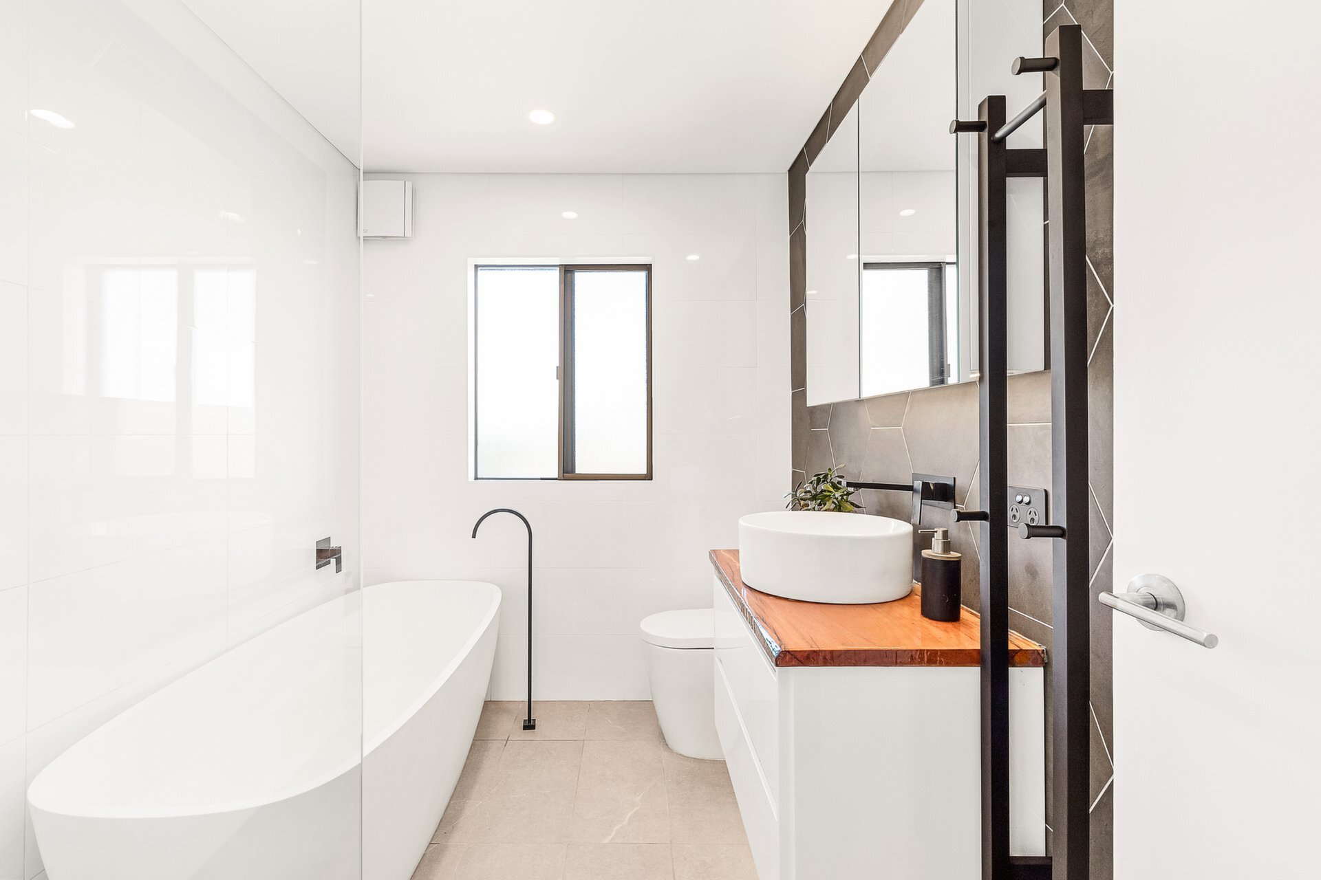 12/220 Blaxland Road, Ryde Sold by Cassidy Real Estate - image 1