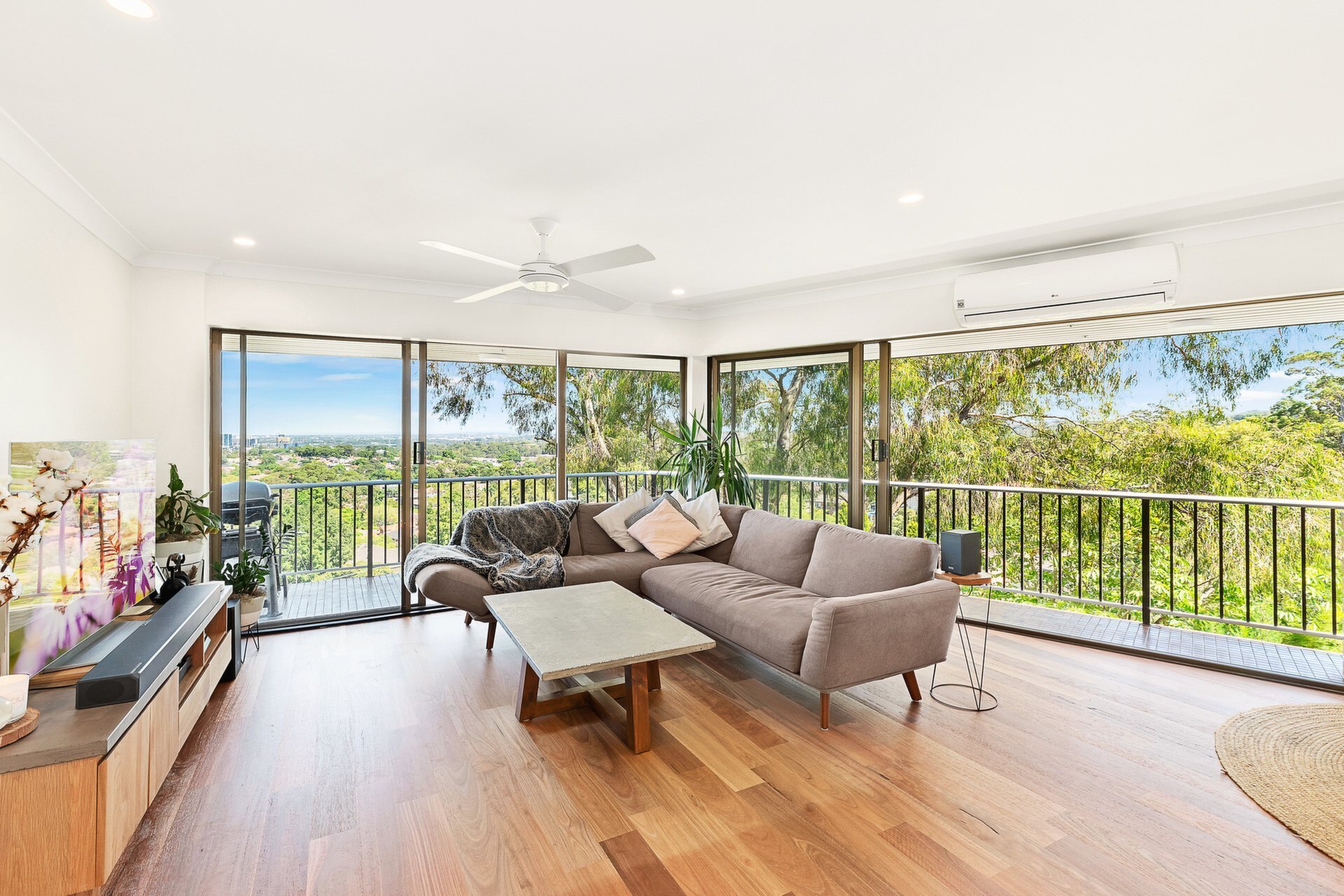 12/220 Blaxland Road, Ryde Sold by Cassidy Real Estate - image 1