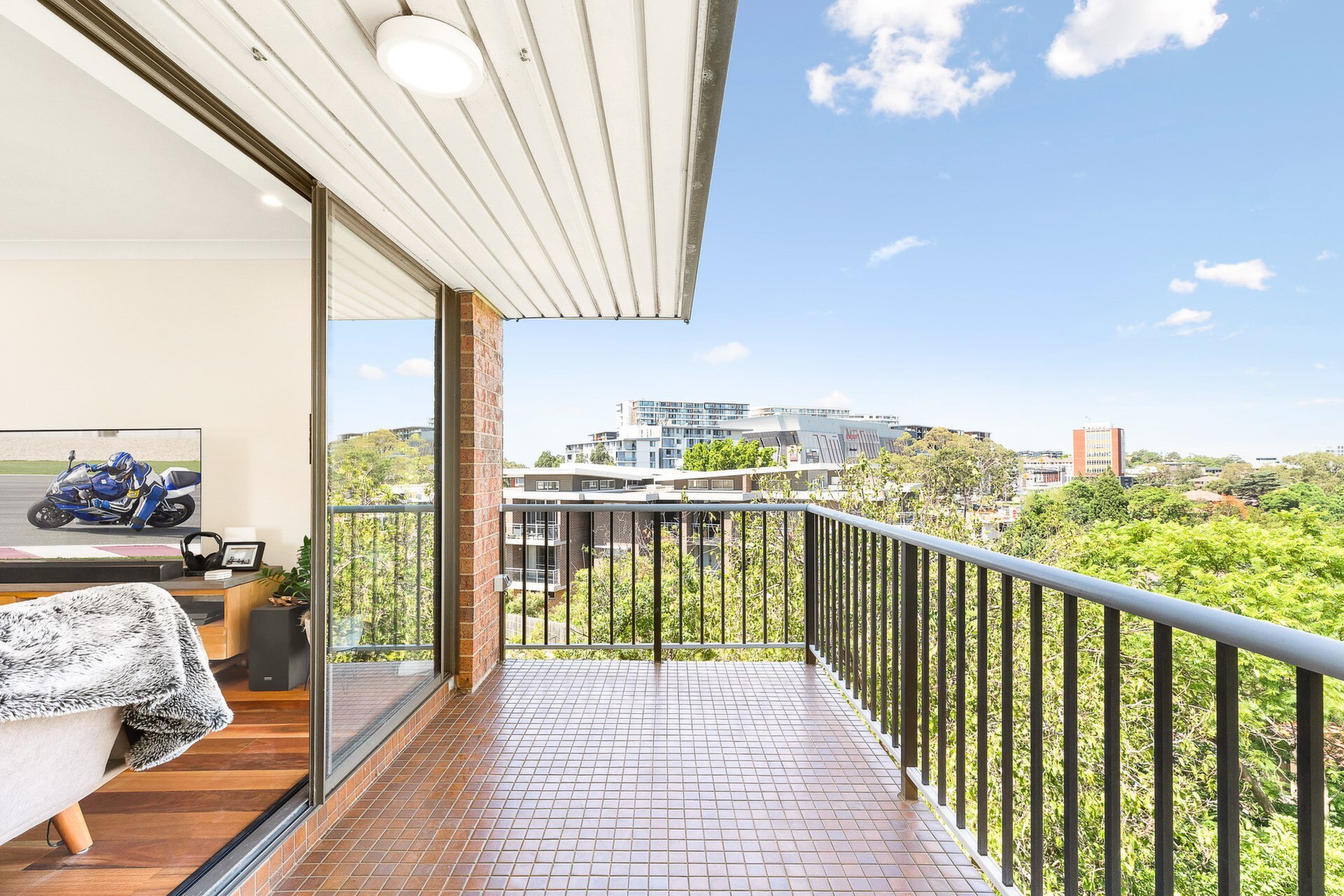 12/220 Blaxland Road, Ryde Sold by Cassidy Real Estate - image 1