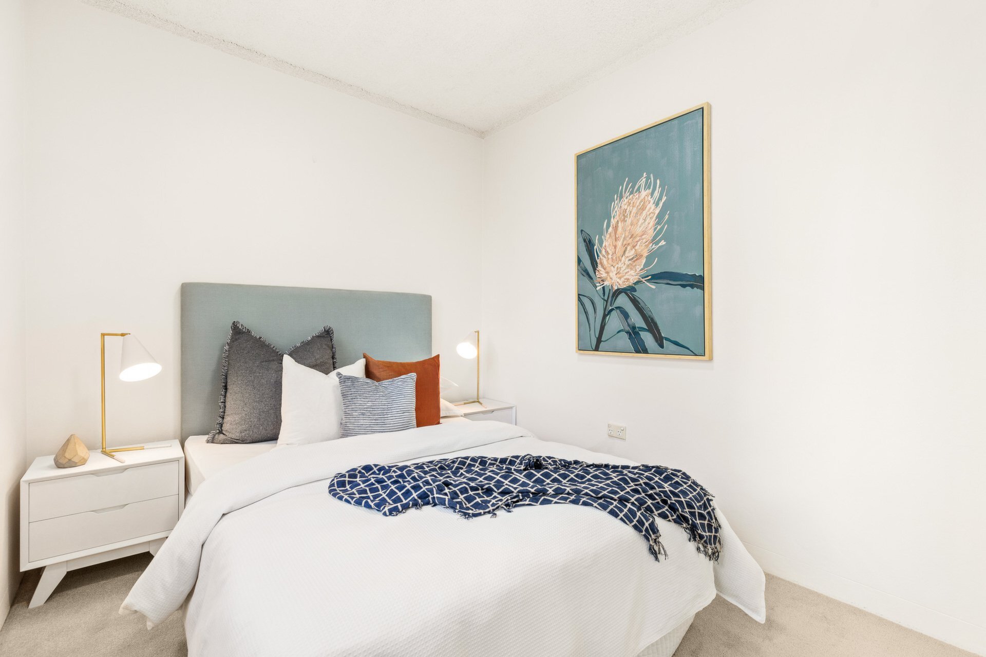 8/5 Western Crescent, Gladesville Sold by Cassidy Real Estate - image 1