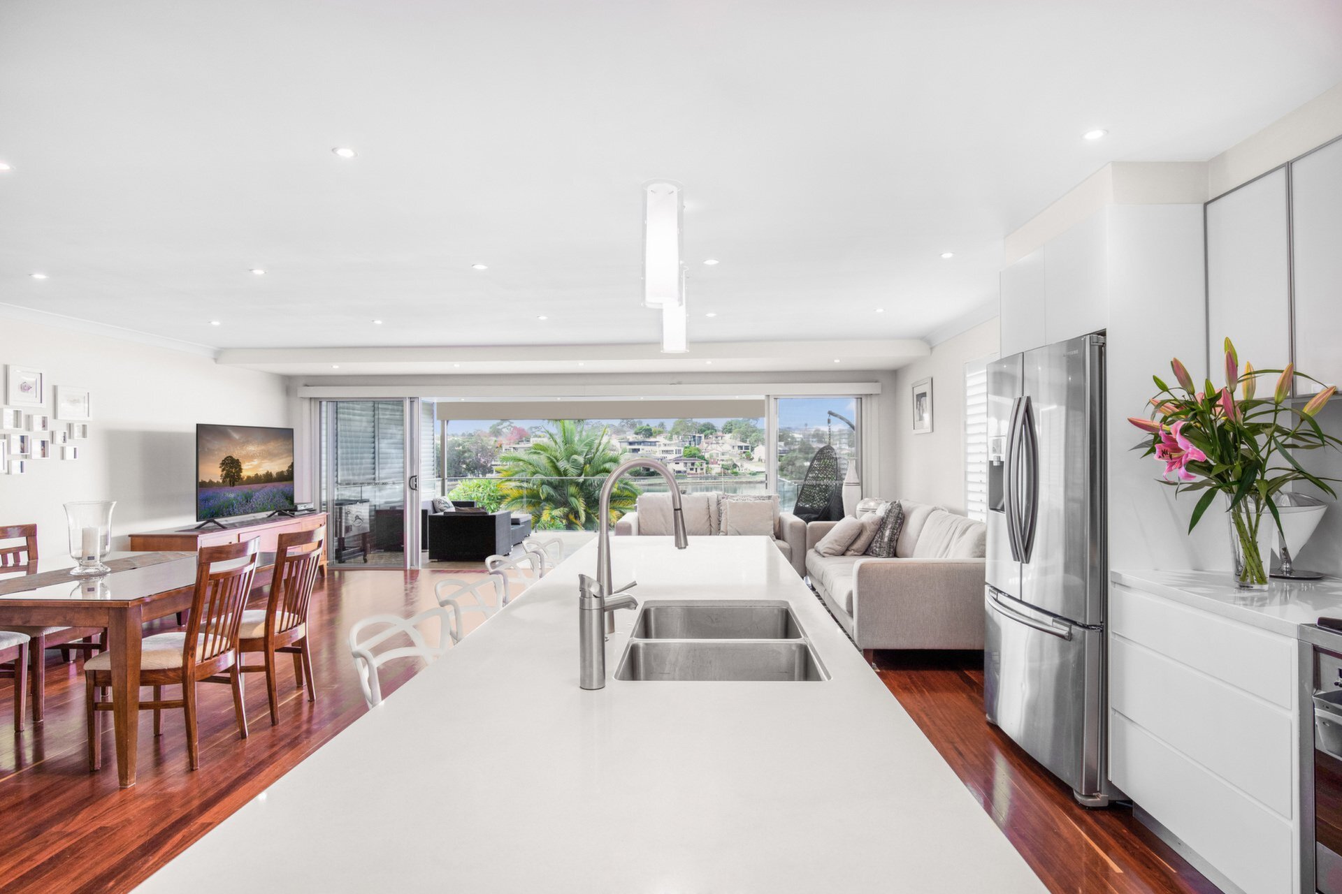 2 Jetty Road, Putney Sold by Cassidy Real Estate - image 1