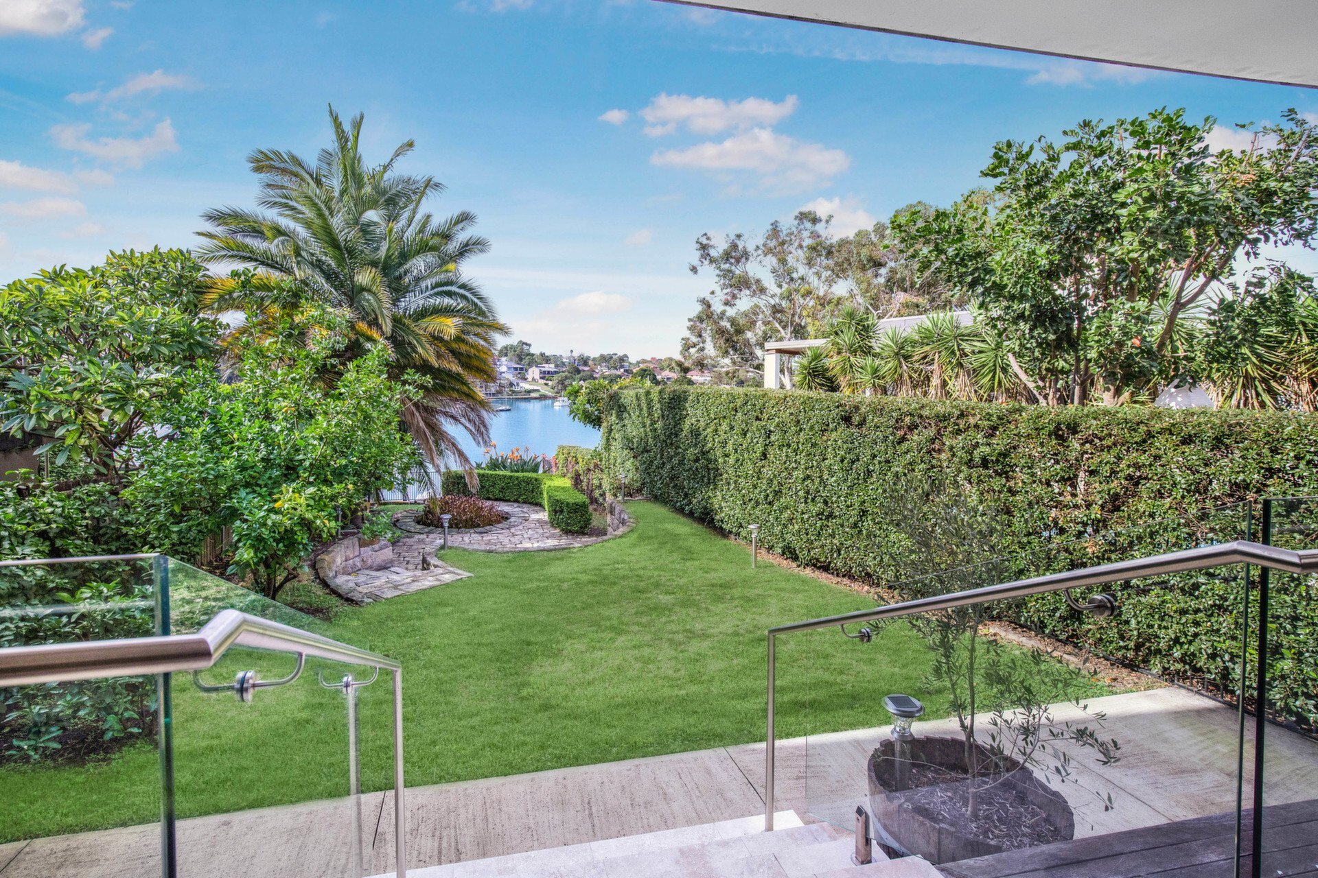 2 Jetty Road, Putney Sold by Cassidy Real Estate - image 1