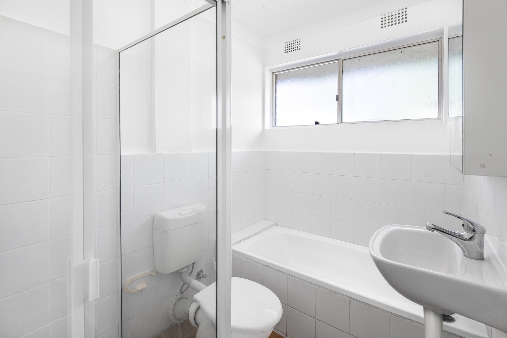 6/171 Herring Road, Macquarie Park Sold by Cassidy Real Estate - image 1