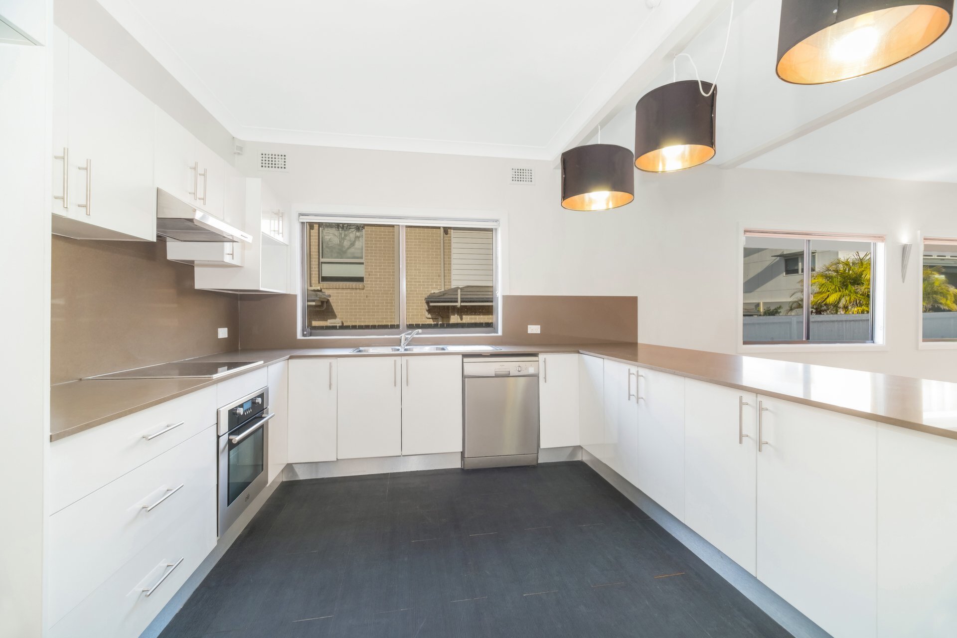 152 Morrison Road, Putney Sold by Cassidy Real Estate - image 1