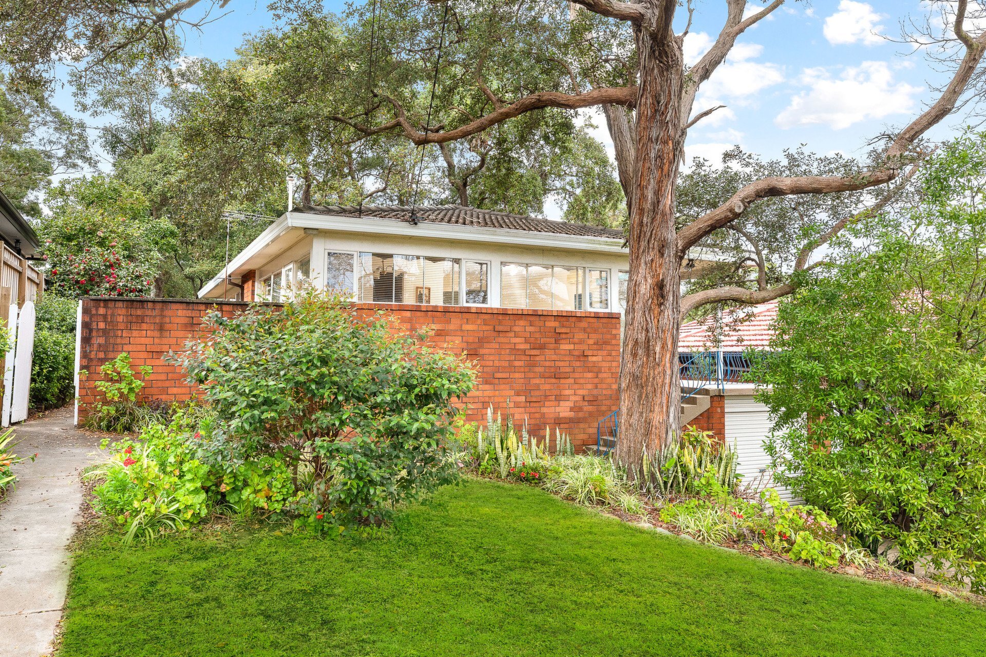 9 Harford Street, North Ryde Sold by Cassidy Real Estate - image 1