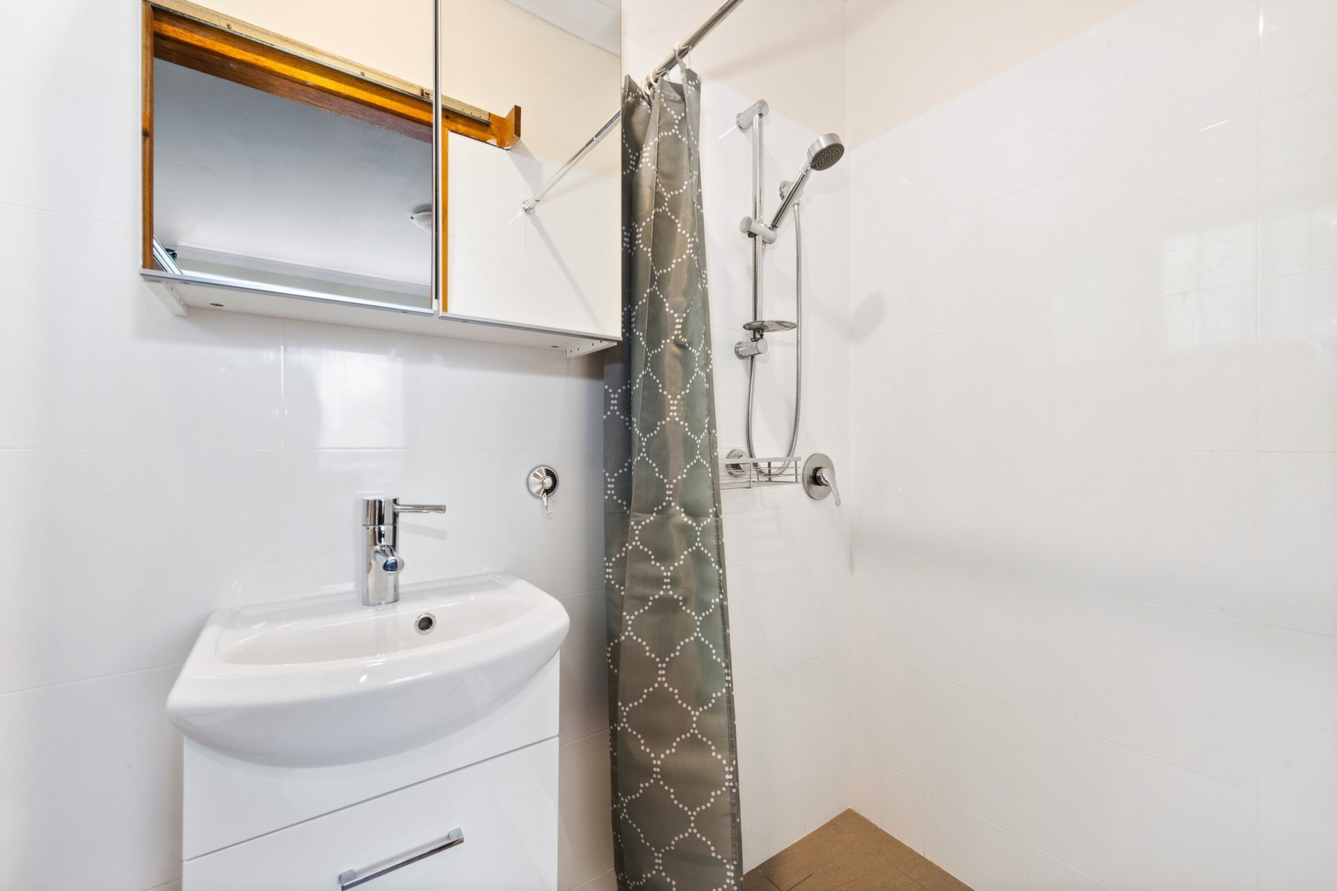 11 Higginbotham Road, Gladesville Sold by Cassidy Real Estate - image 1