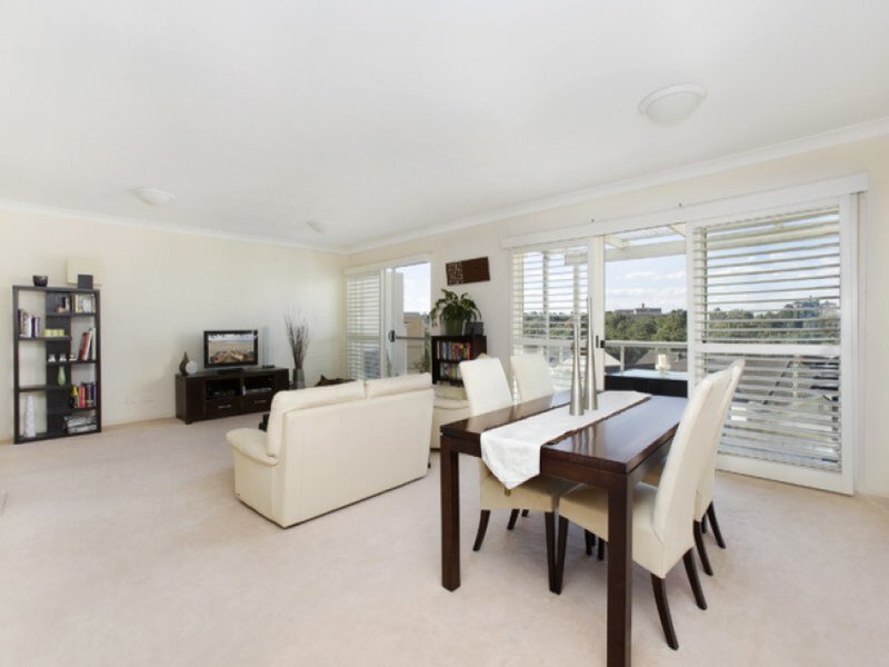 205/12 Karrabee Avenue, Huntleys Cove Sold by Cassidy Real Estate - image 1