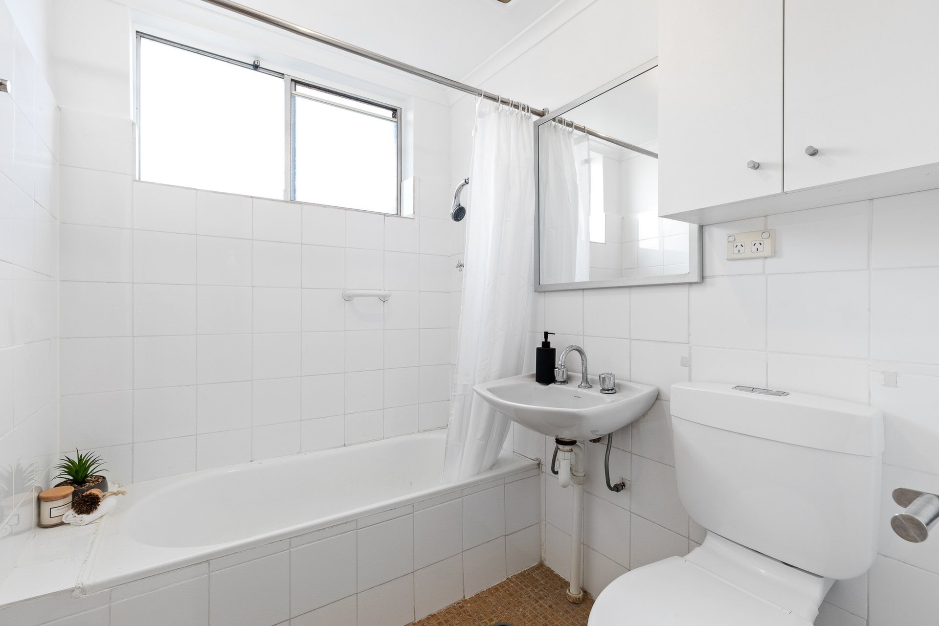 7/27-29 Morrison Road, Gladesville Sold by Cassidy Real Estate - image 1