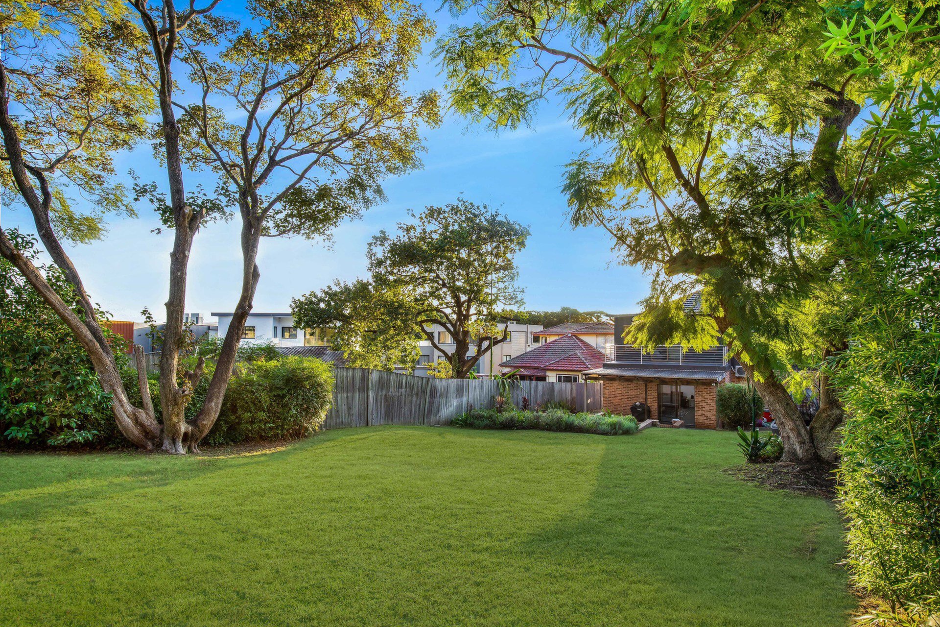76 Douglas Street, Putney Sold by Cassidy Real Estate - image 1