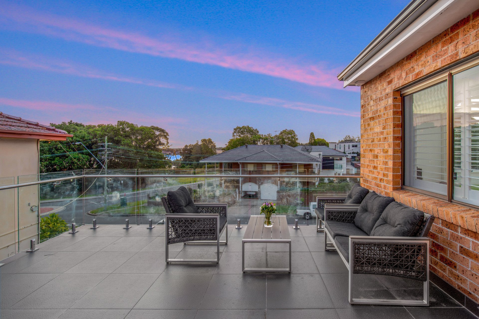 76 Douglas Street, Putney Sold by Cassidy Real Estate - image 1