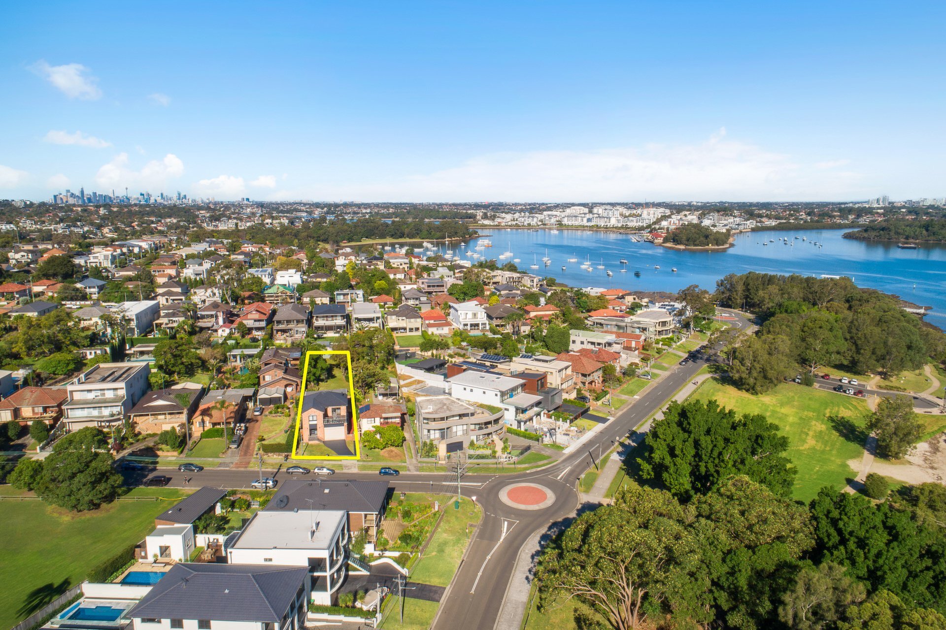 76 Douglas Street, Putney Sold by Cassidy Real Estate - image 1
