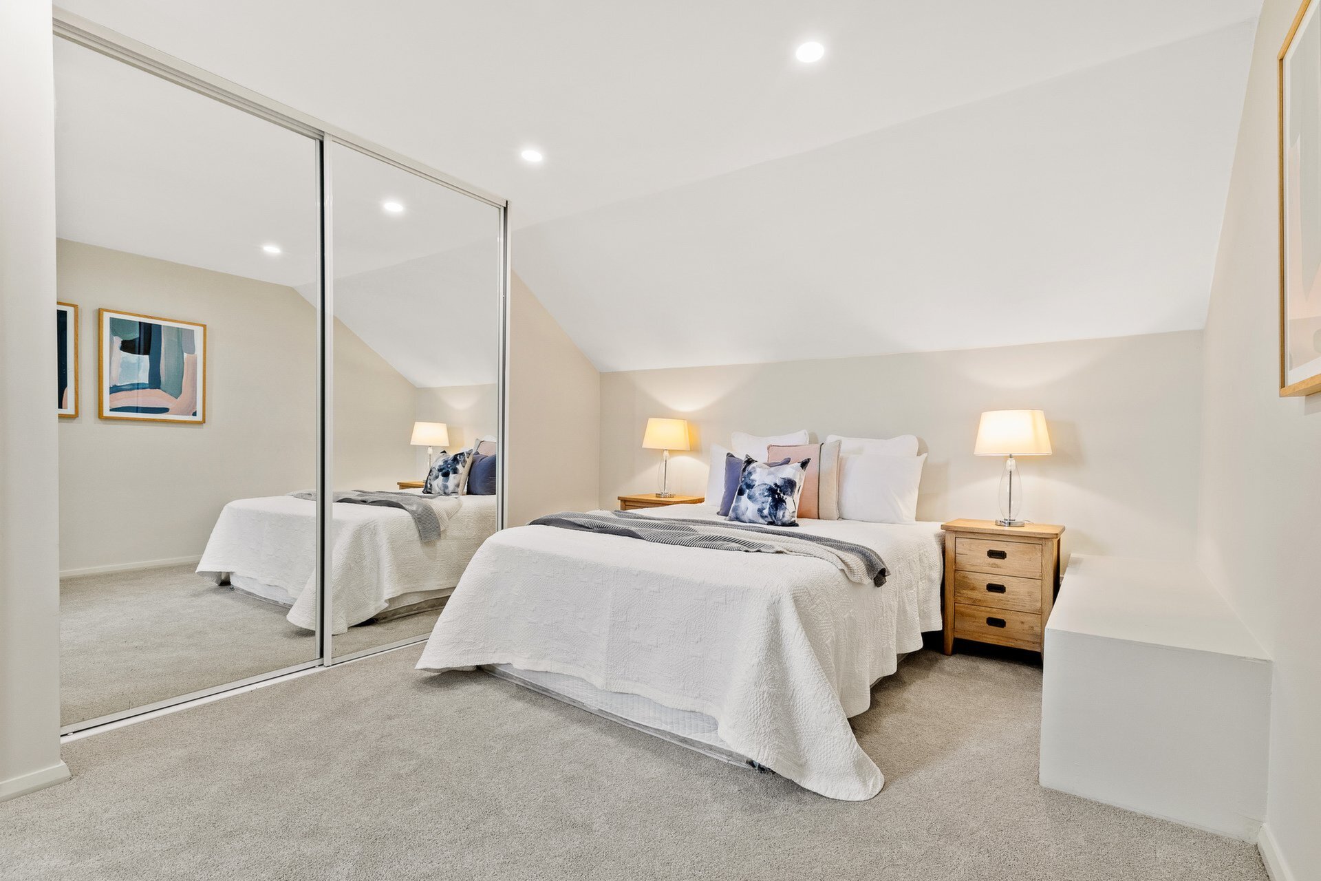 6/6-8 Wynyard Street, Guildford Sold by Cassidy Real Estate - image 1
