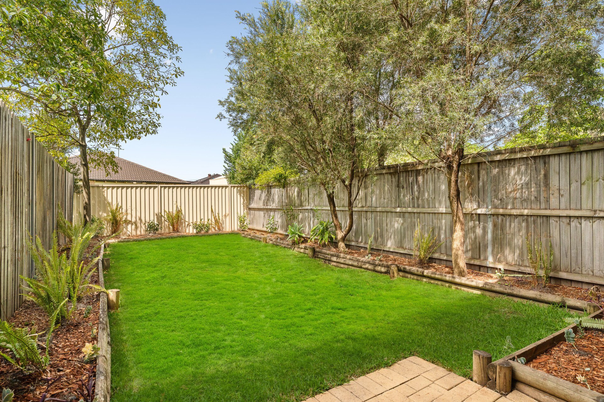 6/6-8 Wynyard Street, Guildford Sold by Cassidy Real Estate - image 1