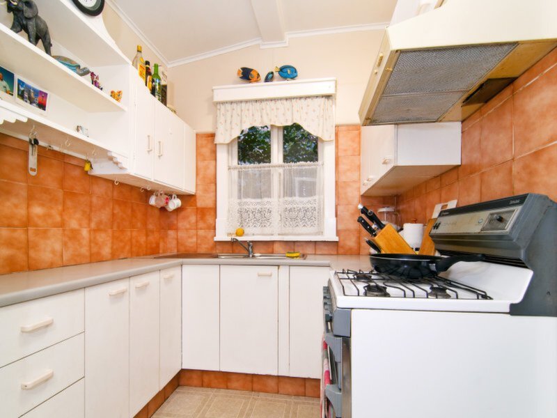 115 Charles Street, Putney Sold by Cassidy Real Estate - image 1